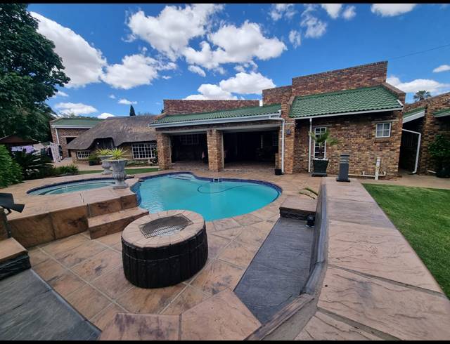 5 BEDROOM HOUSE FOR SALE IN BRACKENDOWNS
